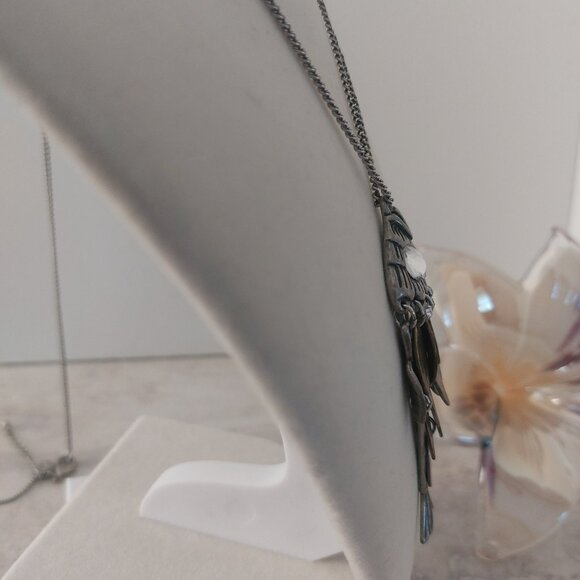 Necklace Fish Pendant Long Silver Tone Rhinestones American Eagle Outfitters - Picture 4 of 14